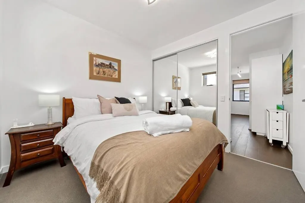 Apartment River Torrens Retreat - 2Br, Parking, Wi-Fi Adelaide Australia