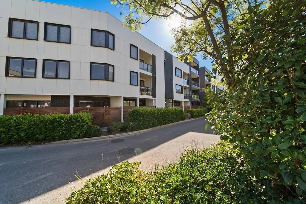 River Torrens Retreat - 2Br, Parking, Wi-Fi Adelaide Apartment